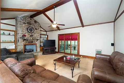 104 Warrington Dr, Easley, SC 29642 photo 4