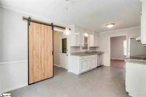 101 Elm Ct, Easley, SC 29642 photo 8