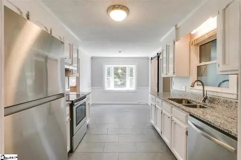 101 Elm Ct, Easley, SC 29642 photo 7