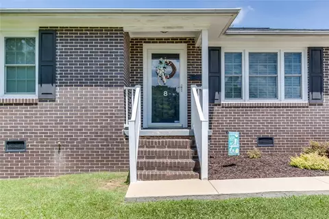 8 Pine Tree Dr, Honea Path, SC 29654 photo 4