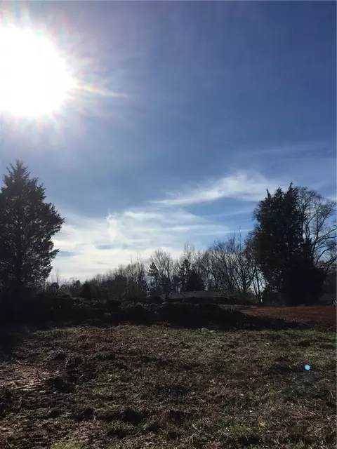 513 Cherokee Rd #ANDERSON, Pelzer, SC 29669 photo 3