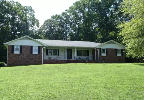 113 Seven Oaks Dr, Pendleton, SC 29670 photo 1