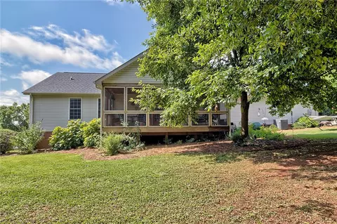 117 Hallmark Ln, Easley, SC 29640 photo 32