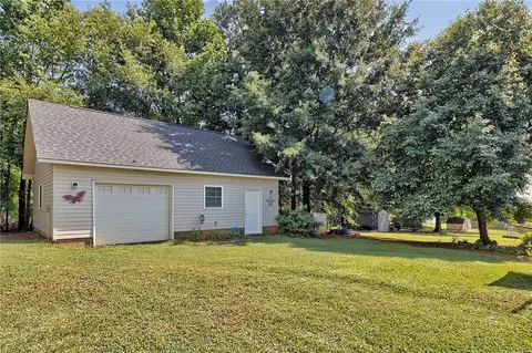 117 Hallmark Ln, Easley, SC 29640 photo 34