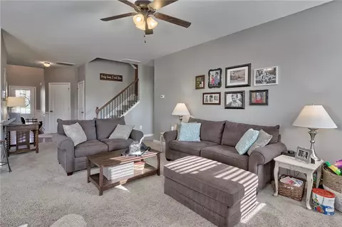 413 Rowley Ct, Easley, SC 29642 photo 9