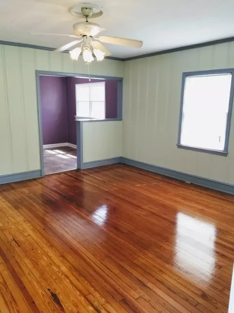 1 Smith St, Pelzer, SC 29669 photo 2