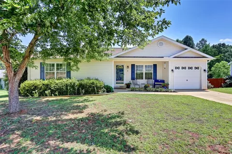 4 Avis Ct, Greer, SC 29651 photo 5