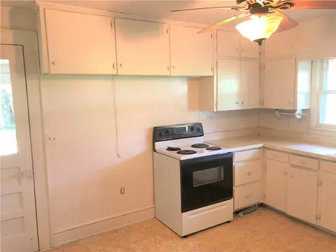 309 N Pine St, Walhalla, SC 29691 photo 12