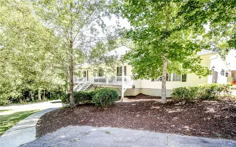 205 Lay Mill Rd, Walhalla, SC 29691 photo 2