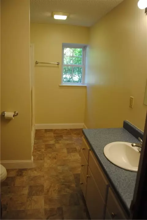 903 E A Ave, Easley, SC 29640 photo 16