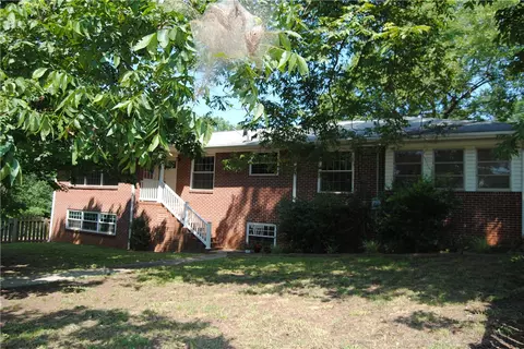 903 E A Ave, Easley, SC 29640 photo 1