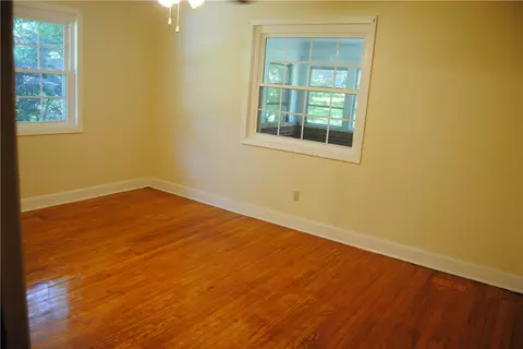 903 E A Ave, Easley, SC 29640 photo 8