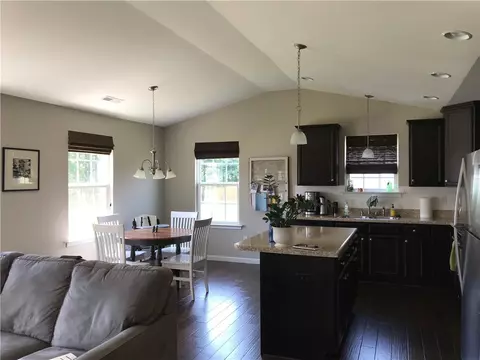 145 Madison Pointe Dr, Seneca, SC 29678 photo 6
