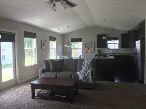 145 Madison Pointe Dr, Seneca, SC 29678 photo 9