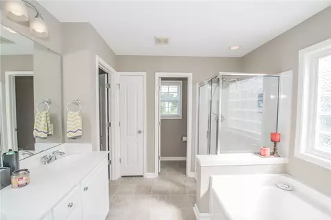 2 Chatham Ct, Easley, SC 29642 photo 25