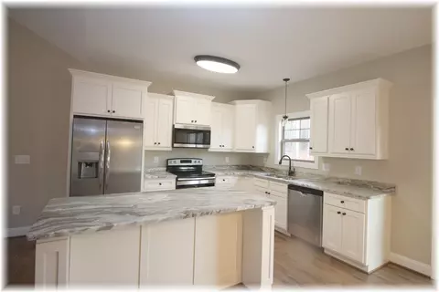 10009 Tokeena Path Dr, Seneca, SC 29678 photo 3