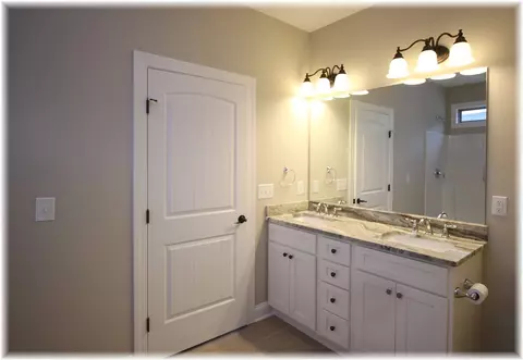 10009 Tokeena Path Dr, Seneca, SC 29678 photo 9