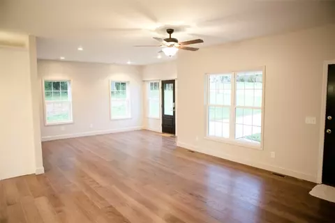 212 Mountain View Dr, Central, SC 29630 photo 12