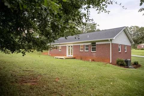 212 Mountain View Dr, Central, SC 29630 photo 5