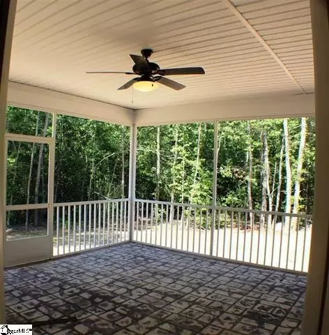 22 Olivia Ct, Pelzer, SC 29669 photo 3