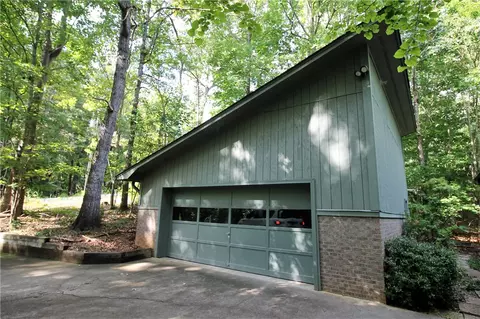 206 Chippewa Dr, Westminster, SC 29693 photo 5