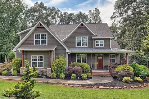 329 Puckett Mill Dr, Central, SC 29630 photo 1