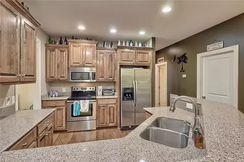329 Puckett Mill Dr, Central, SC 29630 photo 7