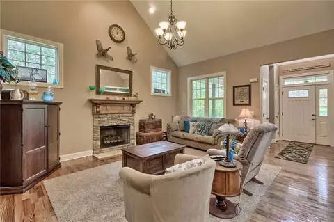 329 Puckett Mill Dr, Central, SC 29630 photo 12