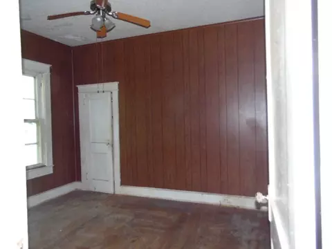 10 Ware St, Ware Shoals, SC 29692 photo 9