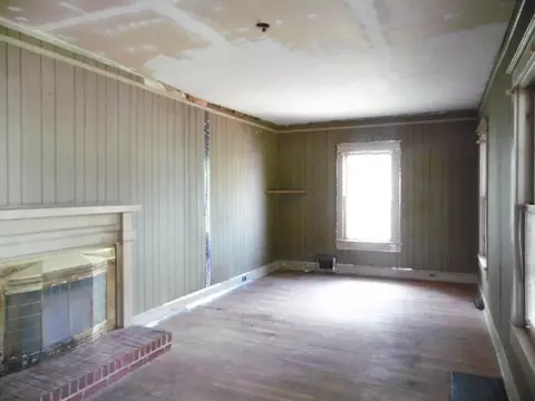 10 Ware St, Ware Shoals, SC 29692 photo 4