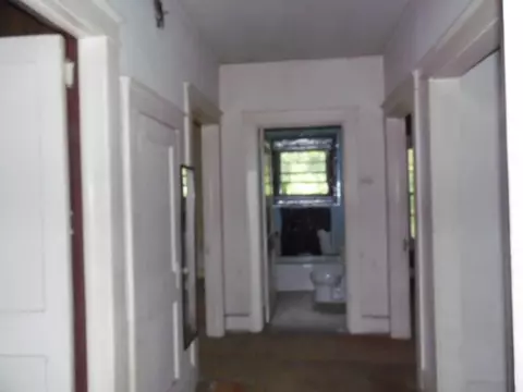10 Ware St, Ware Shoals, SC 29692 photo 8