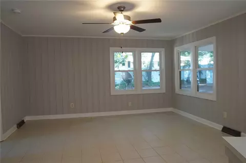 100 S D St, Easley, SC 29640 photo 27