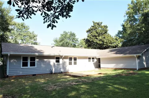 100 S D St, Easley, SC 29640 photo 8