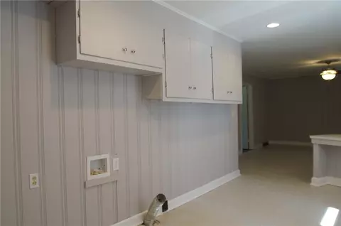 100 S D St, Easley, SC 29640 photo 25