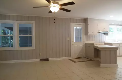 100 S D St, Easley, SC 29640 photo 14