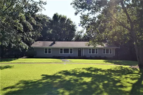 100 S D St, Easley, SC 29640 photo 1