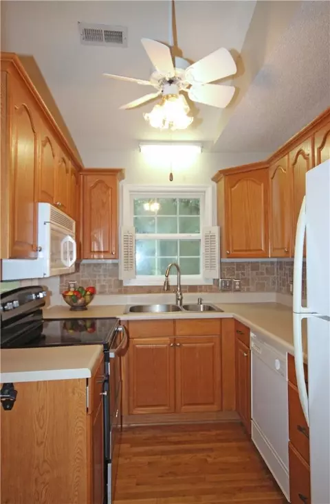 116 Harvard Ln, Easley, SC 29640 photo 4