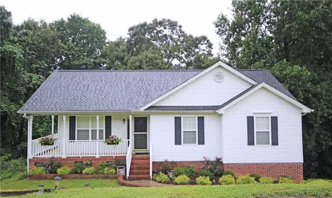 116 Harvard Ln, Easley, SC 29640 photo 1