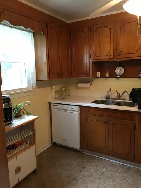 854 Greenville St, Pendleton, SC 29670 photo 8