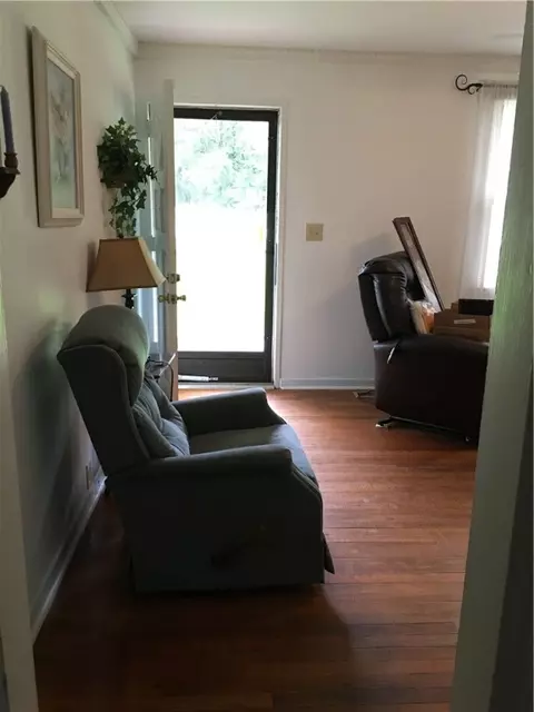 854 Greenville St, Pendleton, SC 29670 photo 5