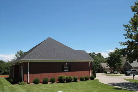301 Cedar Post Ct, Seneca, SC 29672 photo 5