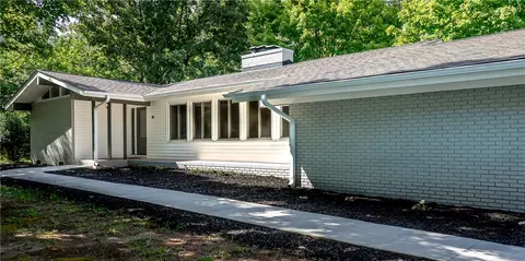 98 Cardinal Dr, Clemson, SC 29631 photo 2