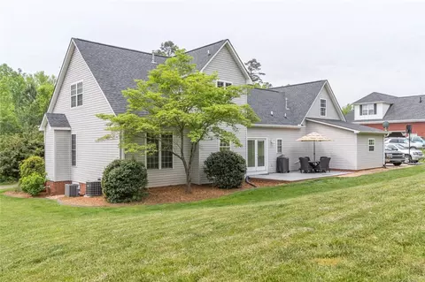 192 Upper Lake Dr, Easley, SC 29640 photo 32