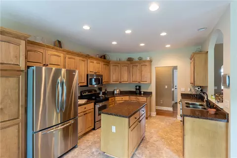 204 Silver Ridge Dr, Central, SC 29630 photo 8