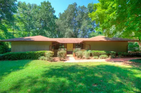 911 Meadow Ln, Anderson, SC 29621 photo 1