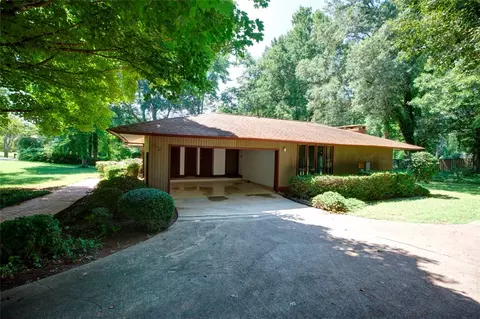 911 Meadow Ln, Anderson, SC 29621 photo 34