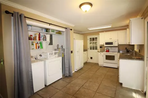 223 Heather Dr, Central, SC 29630 photo 6