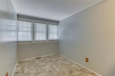 308 E A Ave, Easley, SC 29640 photo 17