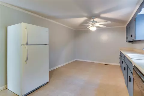 308 E A Ave, Easley, SC 29640 photo 23