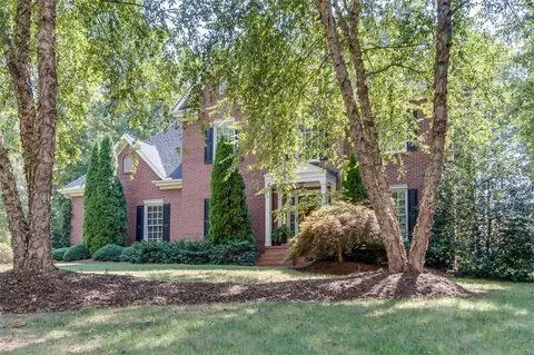511 Shadow Oaks Dr, Easley, SC 29642 photo 2